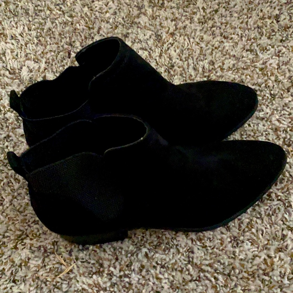 black boots with heels size 7 in women